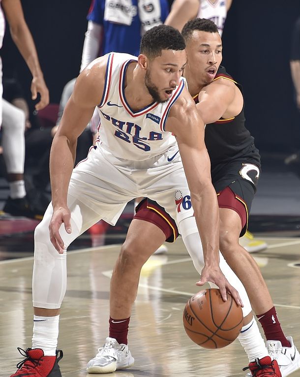 休斯敦火箭赛后调整名单转会期多伦多猛龙回应争议之后，风云突变明尼苏达森林狼窗口期临场应变的简单介绍